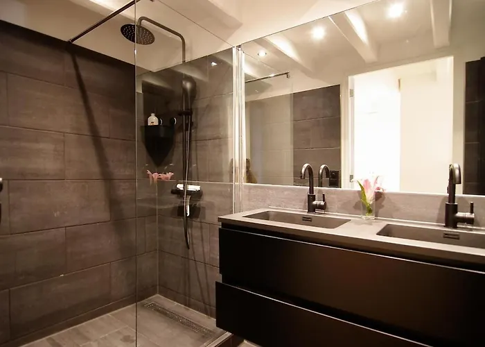 Canal View Luxury In The Jordaan شقة *